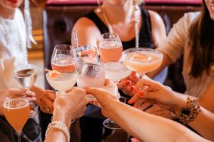 ‘Sobars’: All the fun without the booze?